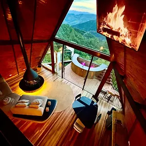 Chale Boutique Spa- Sauna Seca, Jacuzzi , Rede Suspensa Chalé Campos do Jordão